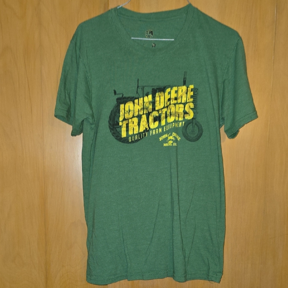 John Deere Mens Green Tractor T-Shirt for Med